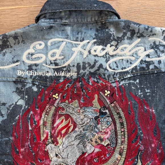 Ed Hardy Mens XXXL Acid Wash Denim Sleeveless Shirt Dead or Alive Skull Blue - Picture 10 of 11